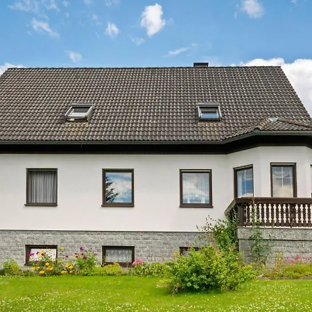 With Garden View In The Erzgebirge *