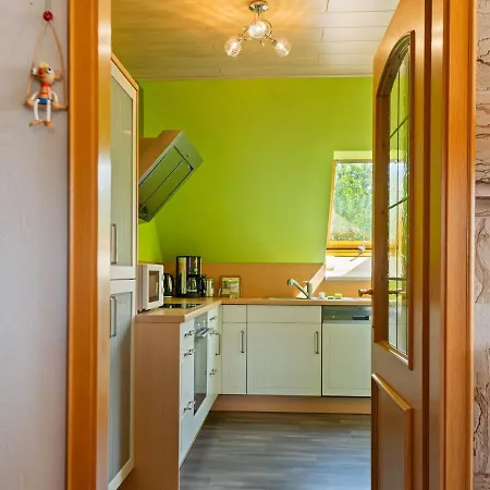 Apartment With Garden View In The Erzgebirge
