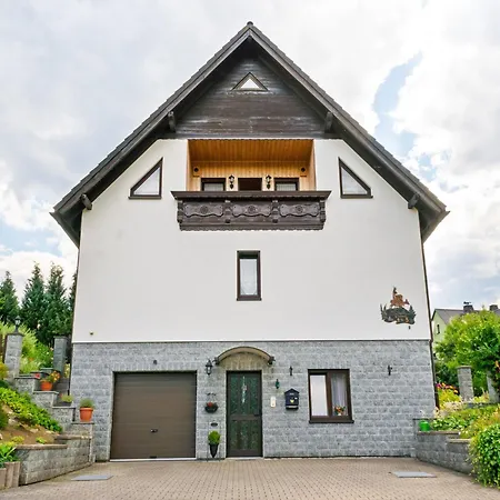 Charmante Dachgeschoss Im Erzgebirge Pöhla