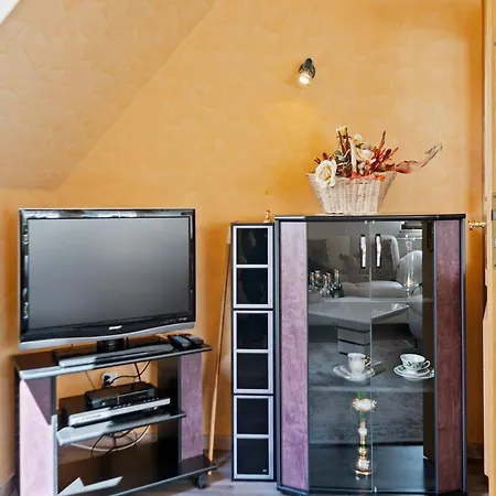 Charmante Dachgeschoss Im Erzgebirge Pöhla