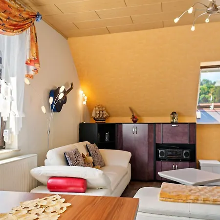 Charmante Dachgeschoss Im Erzgebirge Appartement *