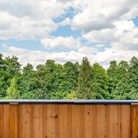 Charmante Dachgeschoss Im Erzgebirge