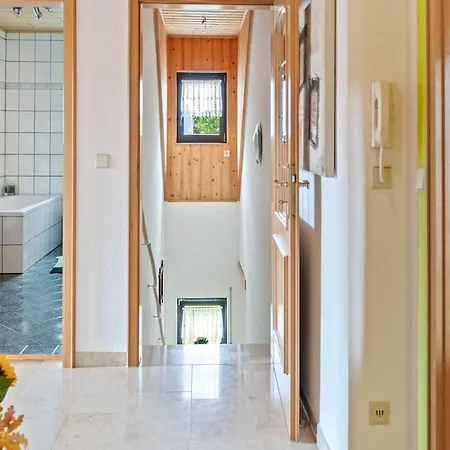 Charmante Dachgeschoss Im Erzgebirge Pöhla