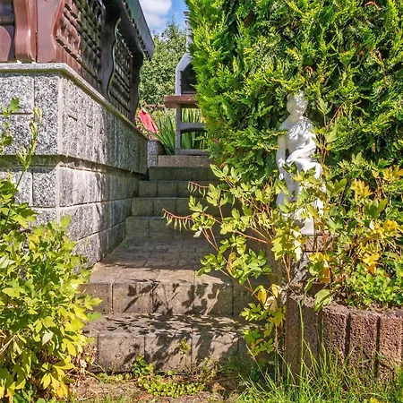 Charmante Dachgeschoss Im Erzgebirge Appartement *