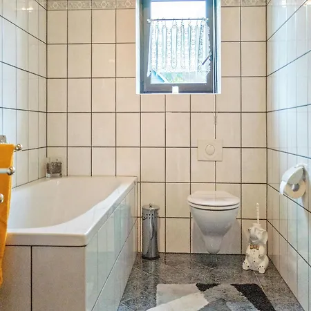 Charmante Dachgeschoss Im Erzgebirge Pöhla