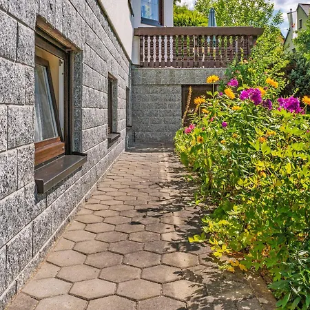 Charmante Dachgeschoss Im Erzgebirge * Pöhla