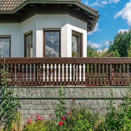 Charmante Dachgeschoss Im Erzgebirge Appartement *