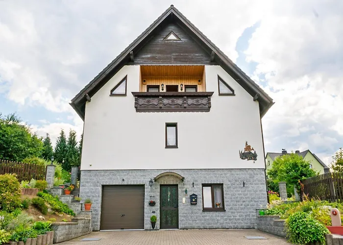 Charmante Dachgeschoss Im Erzgebirge Pöhla